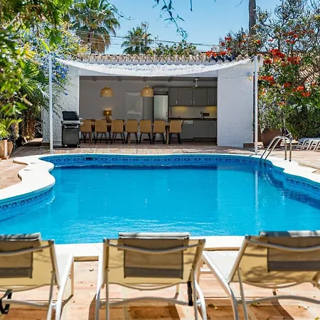 Seaside Paradise With A Private Pool And Walking Distance To The Willa *