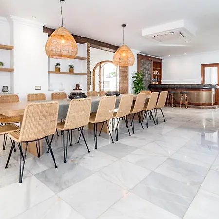 Willa Seaside Paradise With A Private Pool And Walking Distance To The